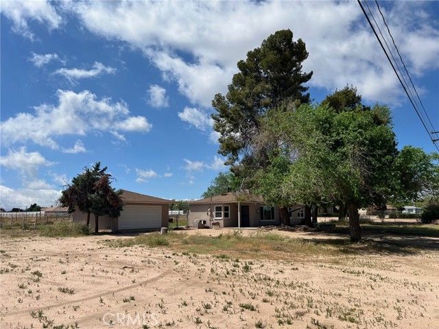 15683 Fir, Hesperia, CA 92345