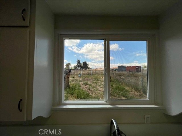 15683 Fir, Hesperia, CA 92345