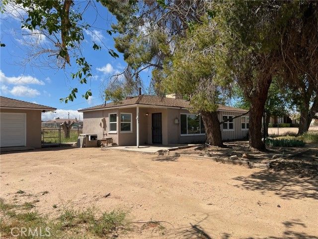 15683 Fir, Hesperia, CA 92345