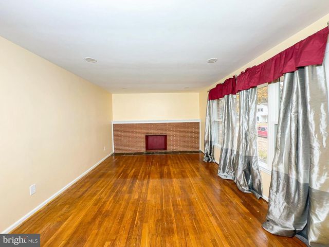 6114 84TH, New Carrollton, MD 20784