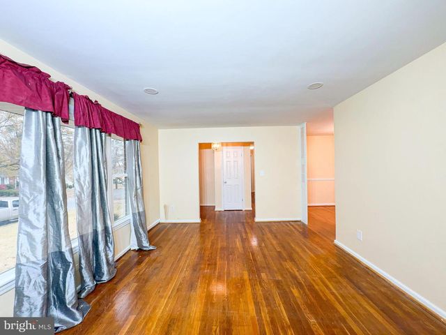 6114 84TH, New Carrollton, MD 20784