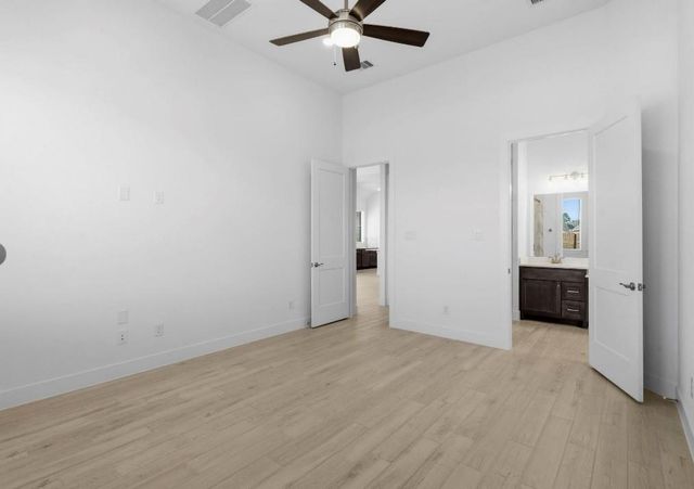 420 Rugged Rock, New Caney, TX 77357
