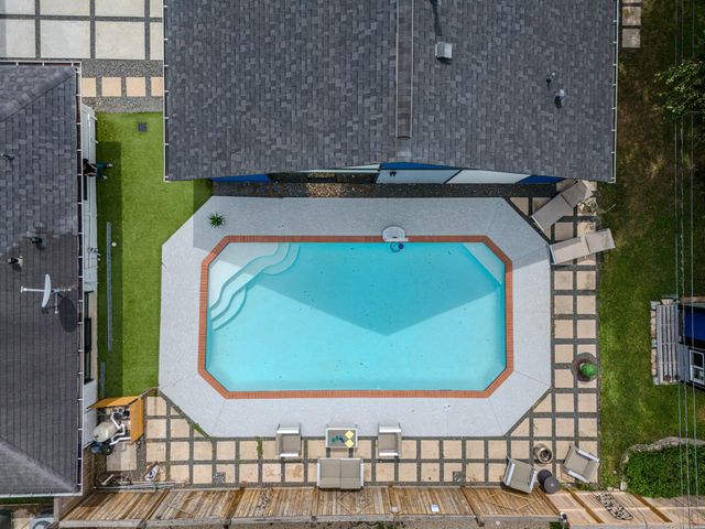 6518 Kury Lane, Houston, TX 77008