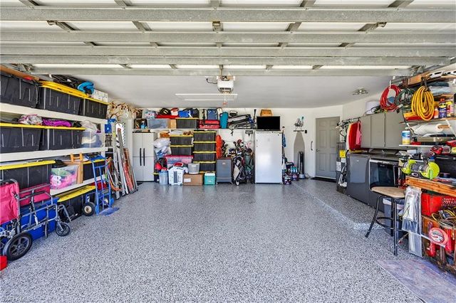7219 Reymoor DR, North Fort Myers, FL 33917