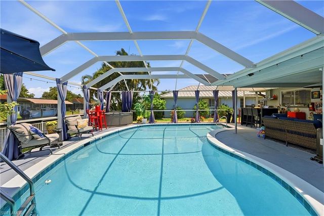7219 Reymoor DR, North Fort Myers, FL 33917