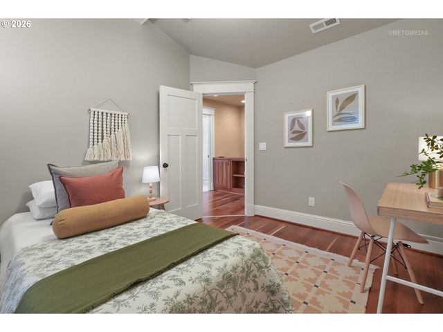 6126 Se 44TH Ave, Portland, OR 97206