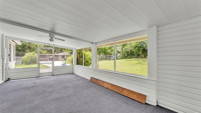 301 WEAVER AVENUE, Lake Wales, FL 33853