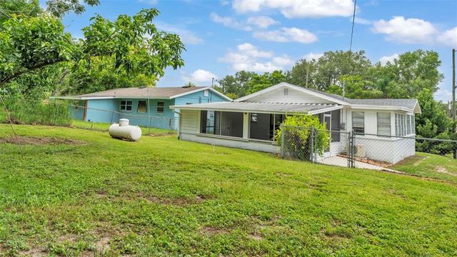301 WEAVER AVENUE, Lake Wales, FL 33853