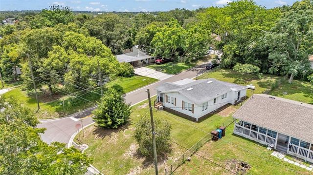 301 WEAVER AVENUE, Lake Wales, FL 33853