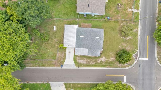 301 WEAVER AVENUE, Lake Wales, FL 33853