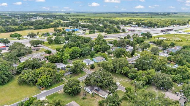 301 WEAVER AVENUE, Lake Wales, FL 33853