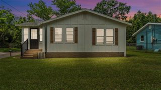 301 WEAVER AVENUE, Lake Wales, FL 33853