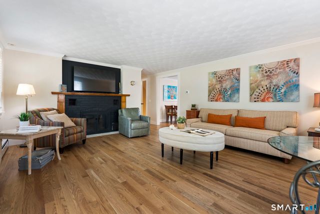 86 Fenwood Drive, Old Saybrook, CT 06475