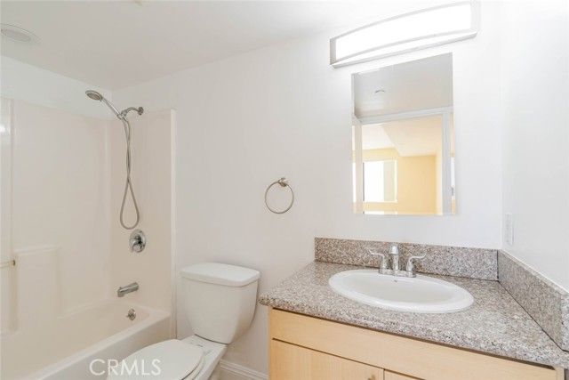 1466 Tamarind Avenue 301, Los Angeles, CA 90028