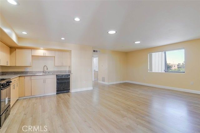 1466 Tamarind Avenue 301, Los Angeles, CA 90028