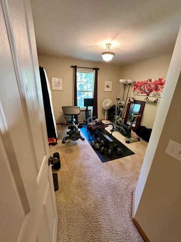 2616 South Jonathan Avenue, Springfield, MO 65807