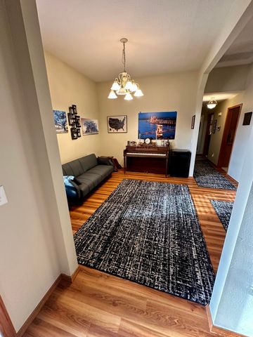 2616 South Jonathan Avenue, Springfield, MO 65807