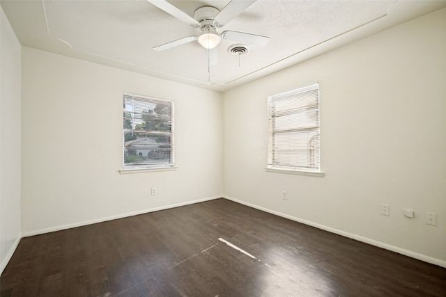 712 Chisholm Trail, Denton, TX 76209