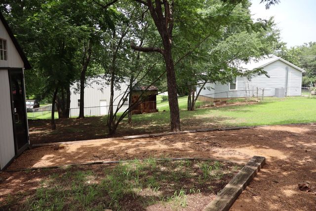 1412 W Bullock Street, Denison, TX 75020