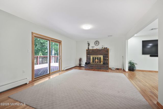 2 Micki Terrace, Manalapan, NJ 07726