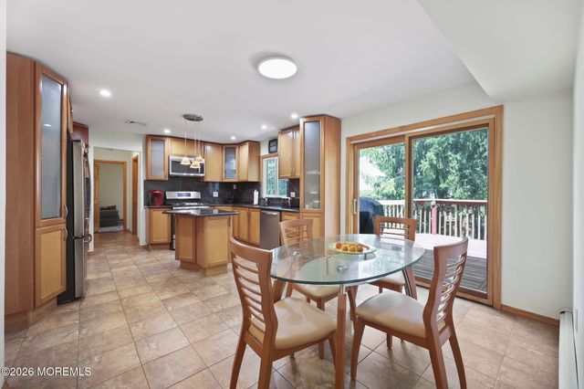 2 Micki Terrace, Manalapan, NJ 07726
