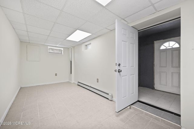 2 Micki Terrace, Manalapan, NJ 07726