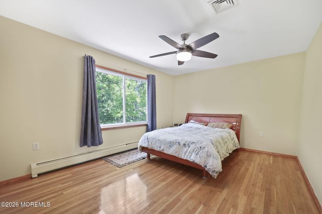 2 Micki Terrace, Manalapan, NJ 07726
