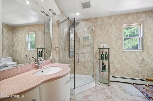 2 Micki Terrace, Manalapan, NJ 07726