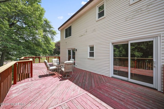 2 Micki Terrace, Manalapan, NJ 07726