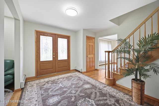 2 Micki Terrace, Manalapan, NJ 07726