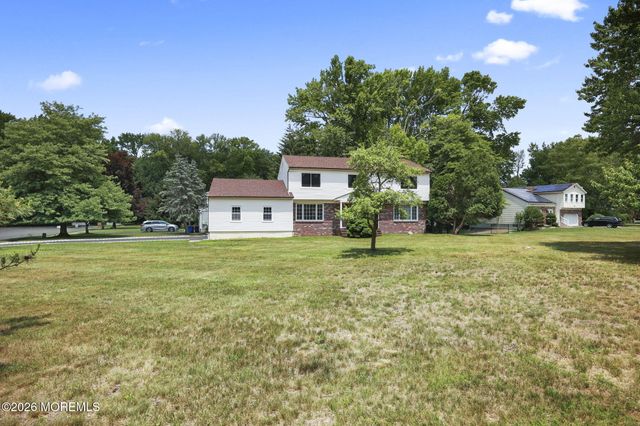 2 Micki Terrace, Manalapan, NJ 07726