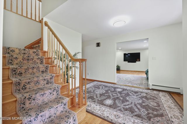 2 Micki Terrace, Manalapan, NJ 07726