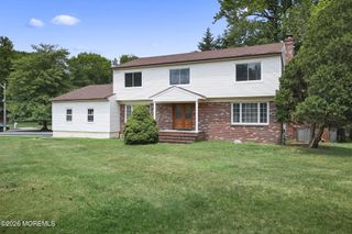 2 Micki Terrace, Manalapan, NJ 07726