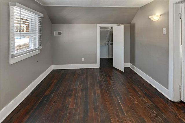 4859 NW Waukomis Drive, Northmoor, MO 64151