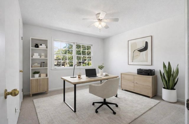308 Saint Charles Court, Charleston, SC 29407
