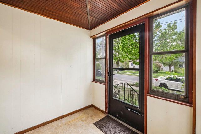 2415 Superior Street, Madison, WI 53704