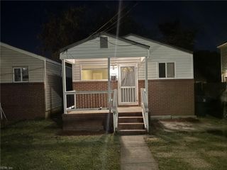 633 42nd ST, Newport News, VA 23607