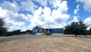 140 Teague Rd, Kerrville, TX 78028