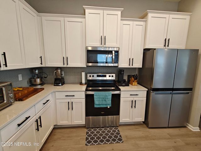 70481 WINDING RIVER Drive, Yulee, FL 32097