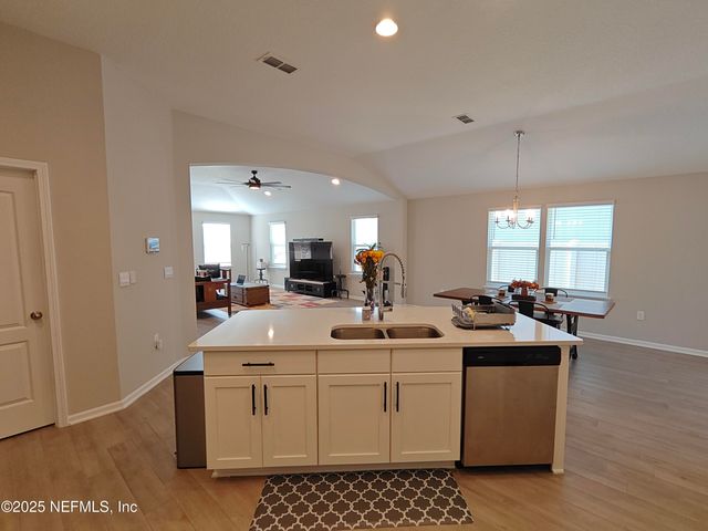 70481 WINDING RIVER Drive, Yulee, FL 32097