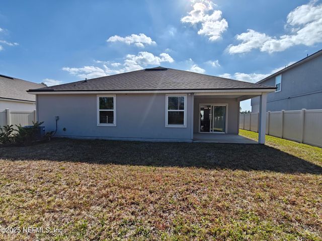 70481 WINDING RIVER Drive, Yulee, FL 32097