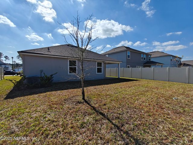 70481 WINDING RIVER Drive, Yulee, FL 32097