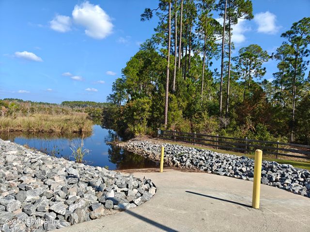 70481 WINDING RIVER Drive, Yulee, FL 32097