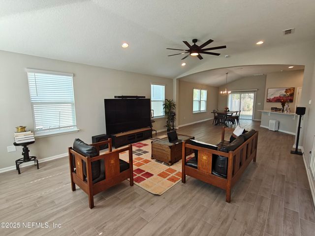 70481 WINDING RIVER Drive, Yulee, FL 32097