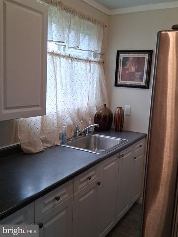 601 ASHINGTON RD, Glen Burnie, MD 21061