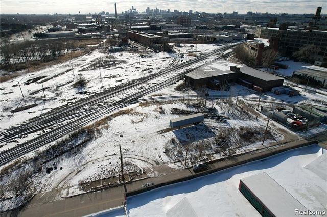 1900 CLAY Street, Detroit, MI 48211