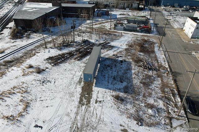 1900 CLAY Street, Detroit, MI 48211