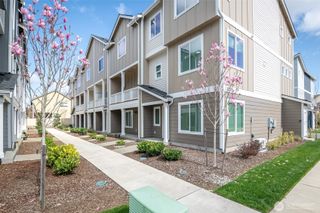 3232 Juno Court NE #E, Lacey, WA 98516