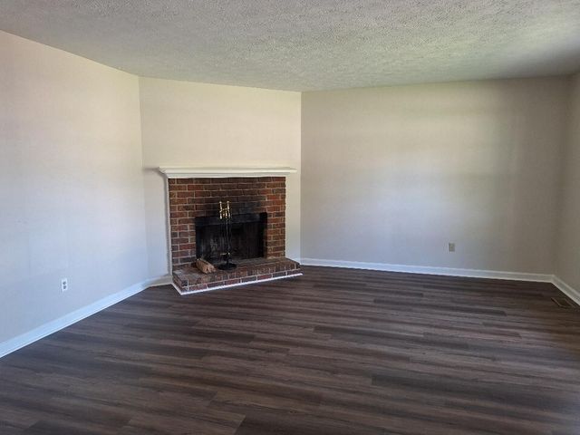 204 Fawnwood Ct, Nashville, TN 37207