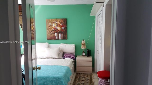 901 S Surf Rd 207, Hollywood, FL 33019